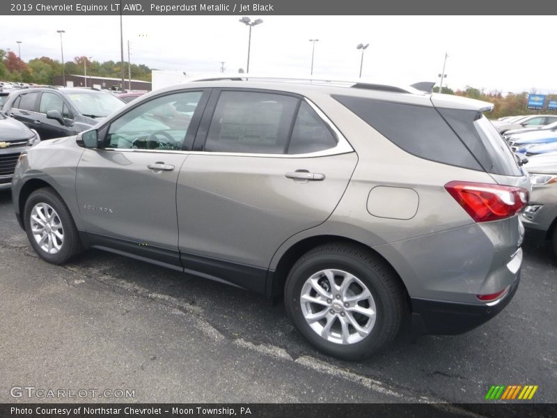 Pepperdust Metallic / Jet Black 2019 Chevrolet Equinox LT AWD