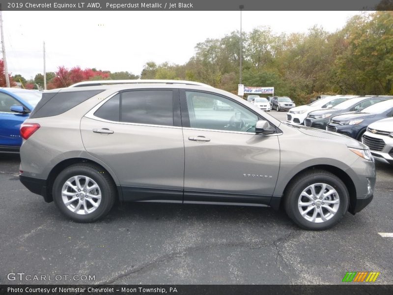 Pepperdust Metallic / Jet Black 2019 Chevrolet Equinox LT AWD