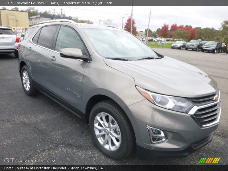 Pepperdust Metallic / Jet Black 2019 Chevrolet Equinox LT AWD