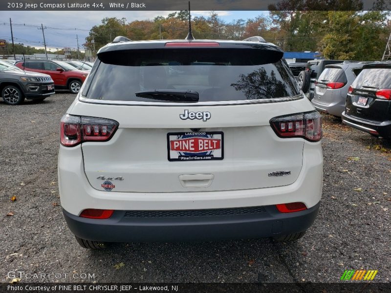 White / Black 2019 Jeep Compass Latitude 4x4