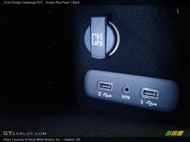 Octane Red Pearl / Black 2019 Dodge Challenger R/T
