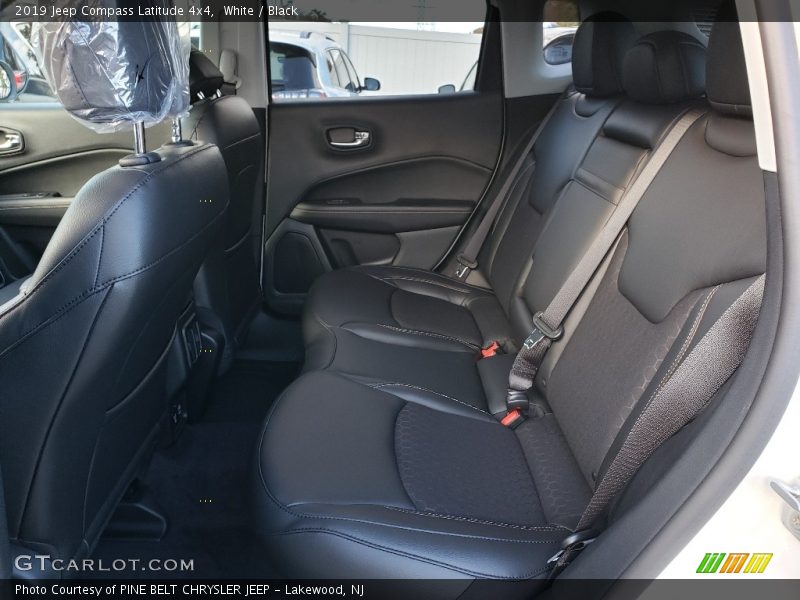 White / Black 2019 Jeep Compass Latitude 4x4