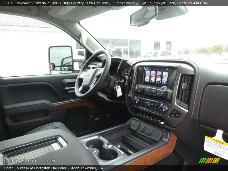 Summit White / High Country Jet Black/­Medium Ash Gray 2019 Chevrolet Silverado 2500HD High Country Crew Cab 4WD