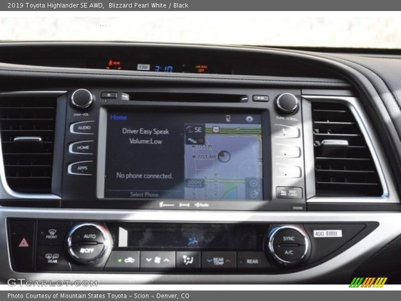 Blizzard Pearl White / Black 2019 Toyota Highlander SE AWD