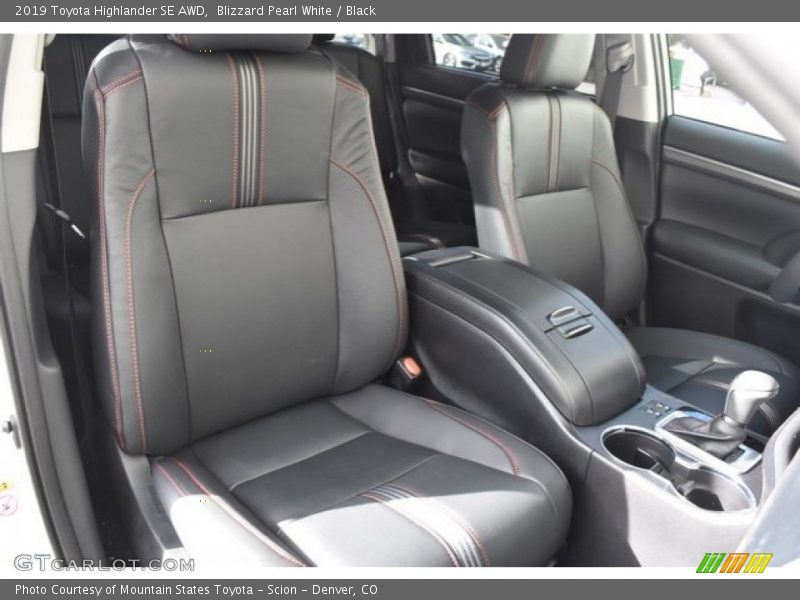 Blizzard Pearl White / Black 2019 Toyota Highlander SE AWD