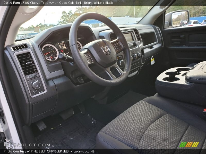Bright White / Black 2019 Ram 1500 Classic Tradesman Quad Cab 4x4