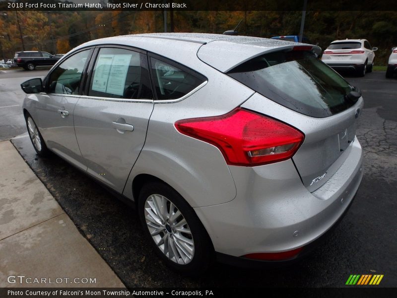 Ingot Silver / Charcoal Black 2018 Ford Focus Titanium Hatch