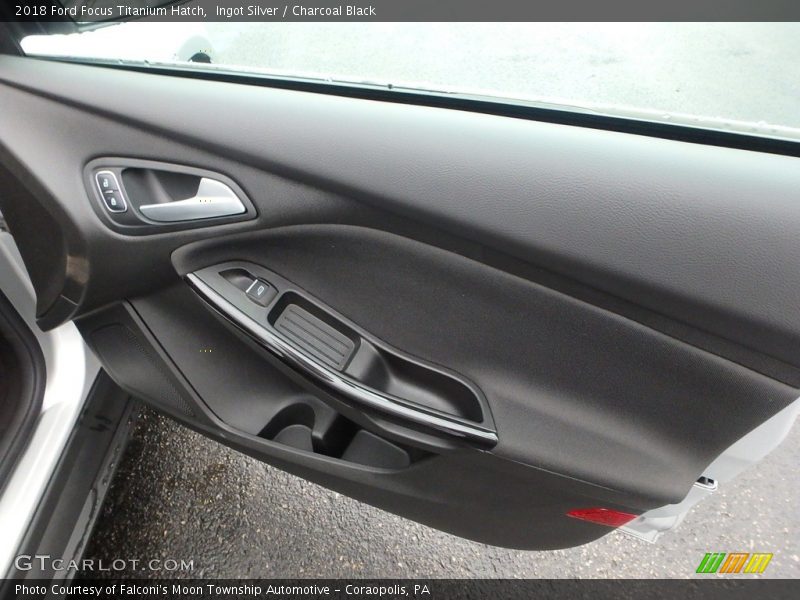 Door Panel of 2018 Focus Titanium Hatch