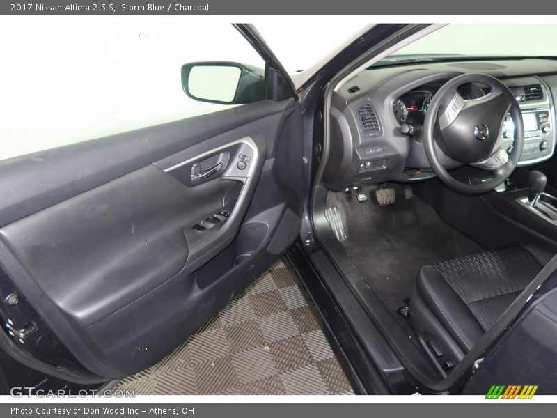 Storm Blue / Charcoal 2017 Nissan Altima 2.5 S