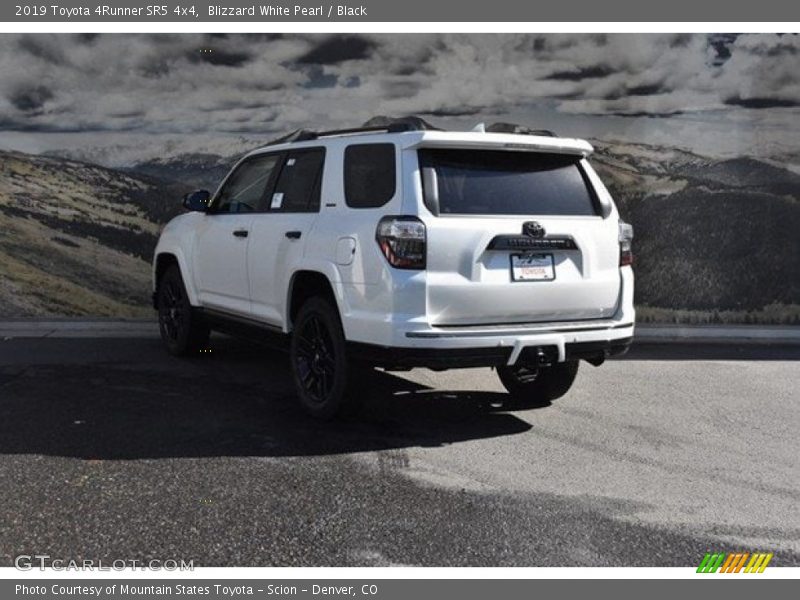 Blizzard White Pearl / Black 2019 Toyota 4Runner SR5 4x4