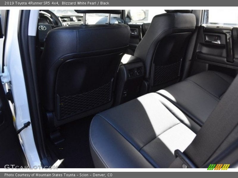 Blizzard White Pearl / Black 2019 Toyota 4Runner SR5 4x4