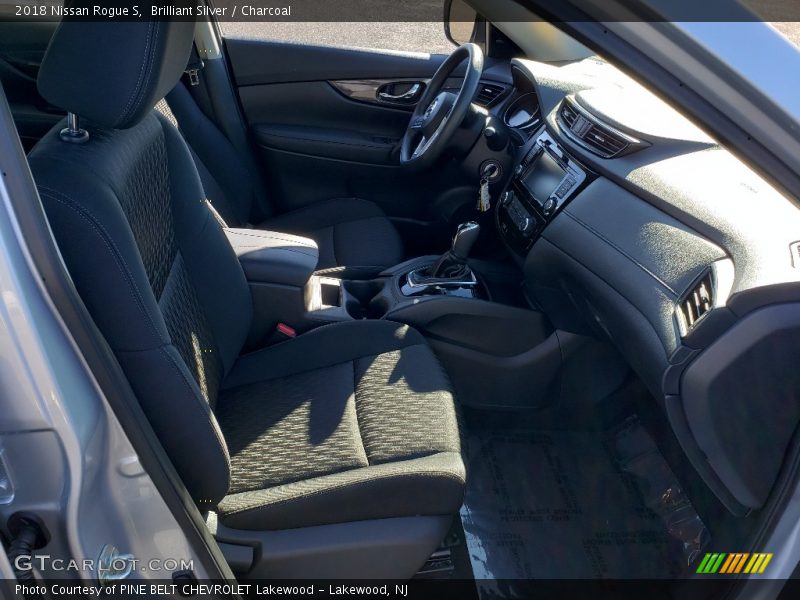 Brilliant Silver / Charcoal 2018 Nissan Rogue S