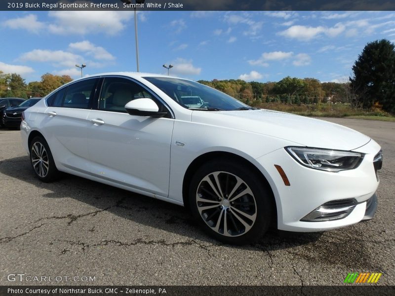  2019 Regal Sportback Preferred Summit White