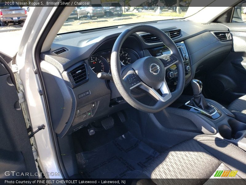Brilliant Silver / Charcoal 2018 Nissan Rogue S