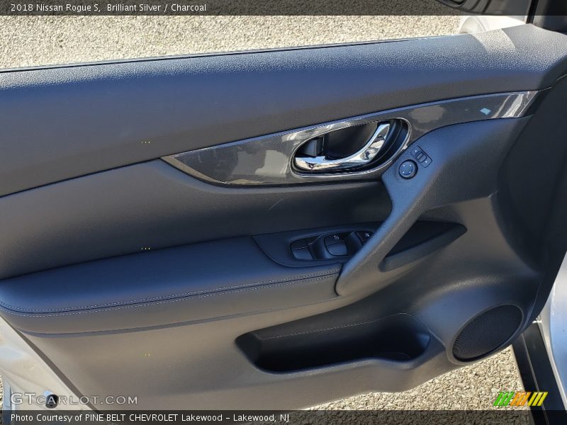 Brilliant Silver / Charcoal 2018 Nissan Rogue S