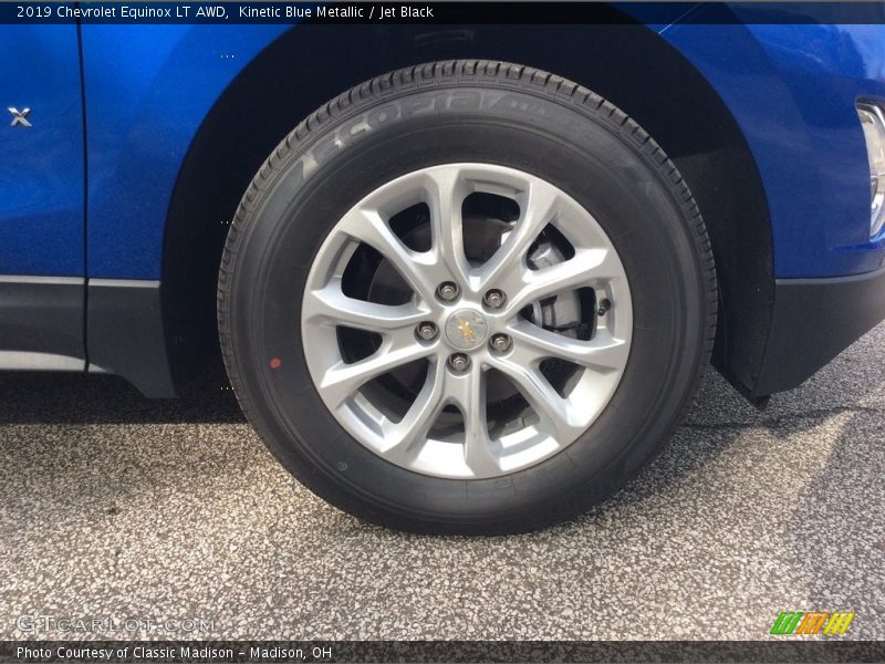 Kinetic Blue Metallic / Jet Black 2019 Chevrolet Equinox LT AWD