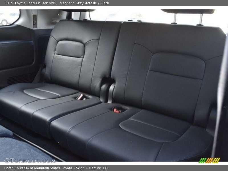 Magnetic Gray Metallic / Black 2019 Toyota Land Cruiser 4WD