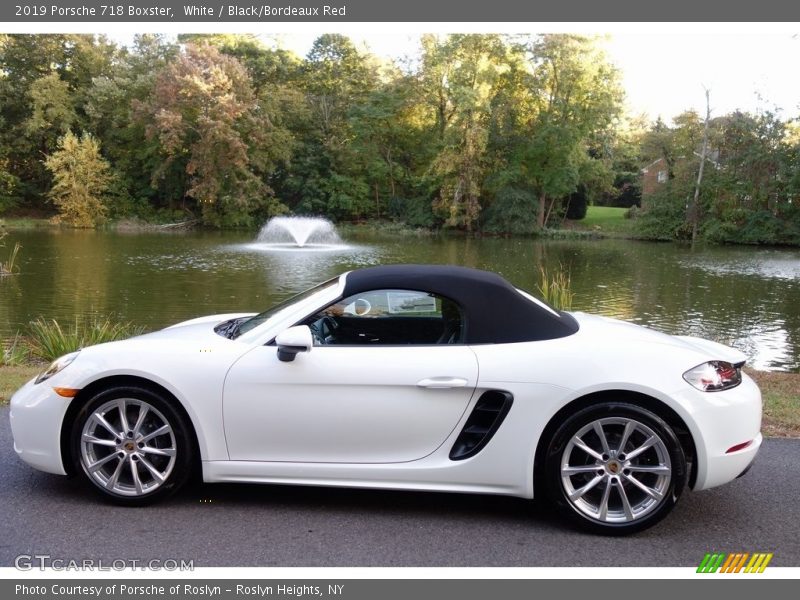 White / Black/Bordeaux Red 2019 Porsche 718 Boxster