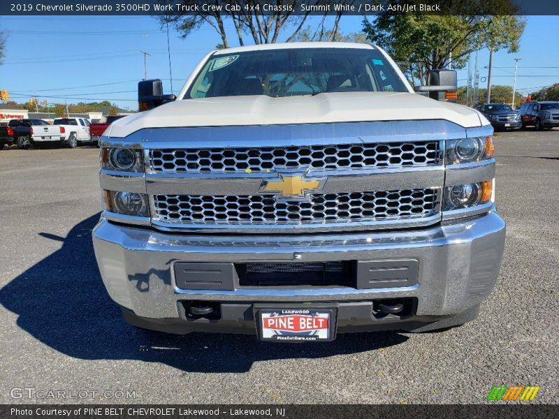 Summit White / Dark Ash/Jet Black 2019 Chevrolet Silverado 3500HD Work Truck Crew Cab 4x4 Chassis