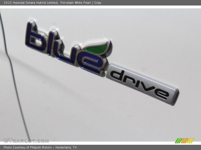 Porcelain White Pearl / Gray 2013 Hyundai Sonata Hybrid Limited