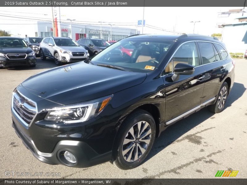 Front 3/4 View of 2019 Outback 2.5i Touring