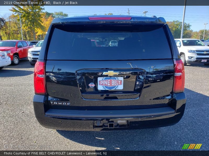 Black / Jet Black 2019 Chevrolet Tahoe LS 4WD