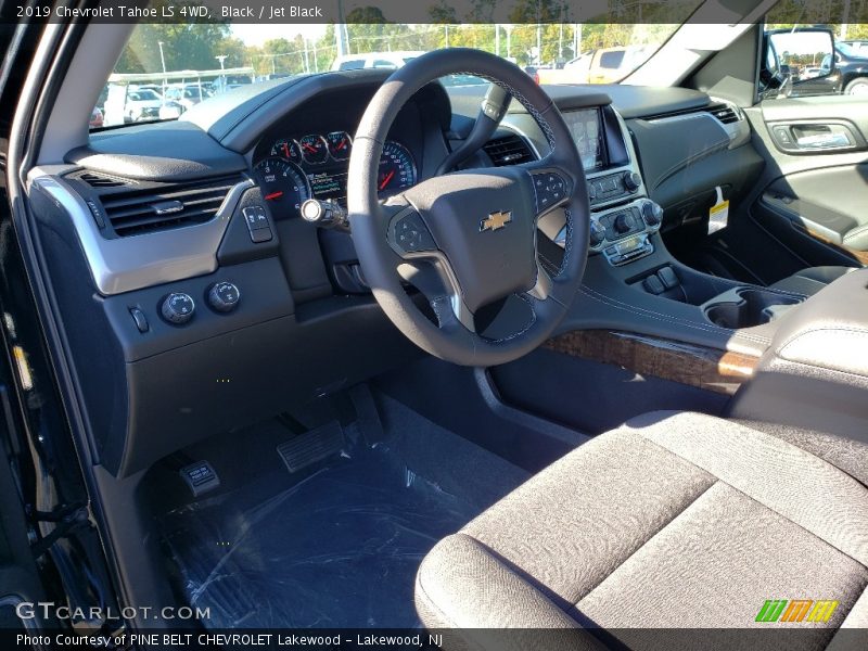 Black / Jet Black 2019 Chevrolet Tahoe LS 4WD