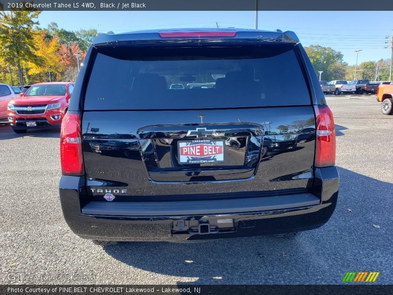 Black / Jet Black 2019 Chevrolet Tahoe LS 4WD