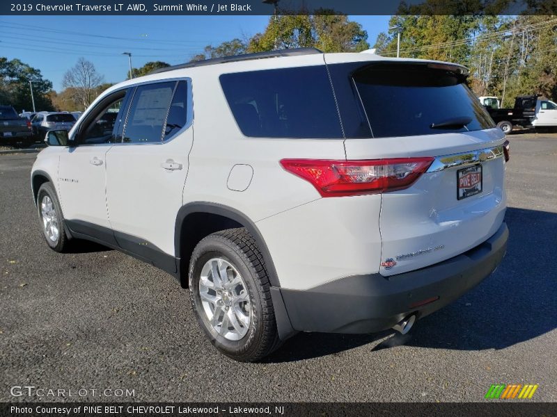 Summit White / Jet Black 2019 Chevrolet Traverse LT AWD