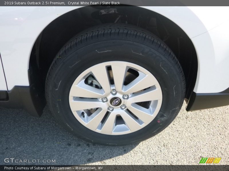 Crystal White Pearl / Slate Black 2019 Subaru Outback 2.5i Premium