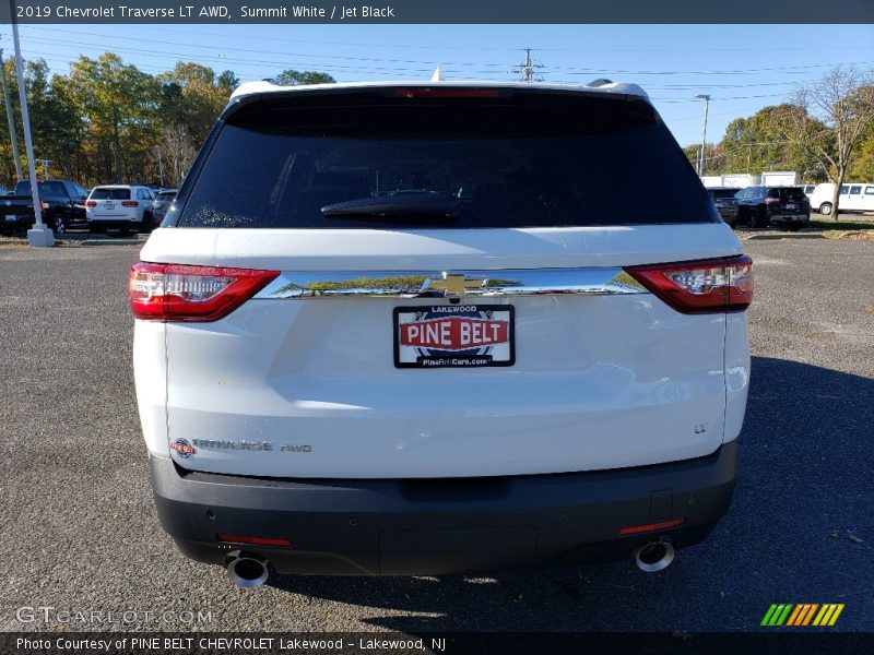 Summit White / Jet Black 2019 Chevrolet Traverse LT AWD