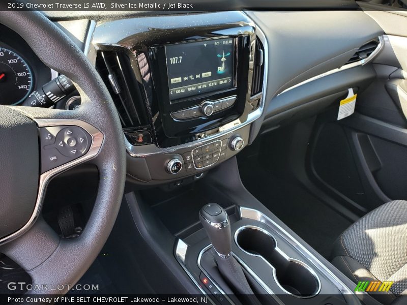 Silver Ice Metallic / Jet Black 2019 Chevrolet Traverse LS AWD