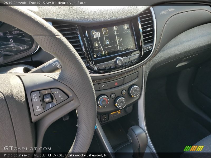 Silver Ice Metallic / Jet Black 2019 Chevrolet Trax LS