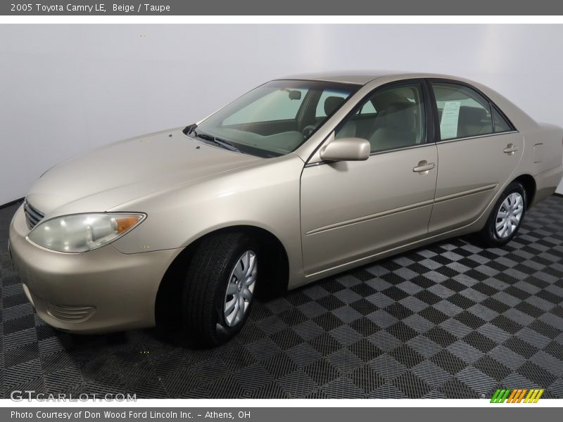 Beige / Taupe 2005 Toyota Camry LE