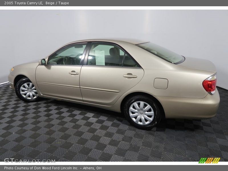 Beige / Taupe 2005 Toyota Camry LE