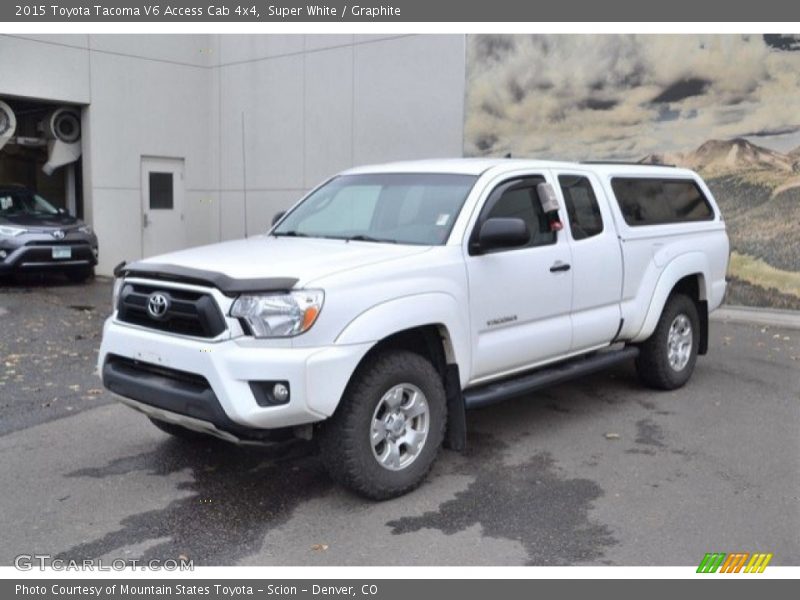 Super White / Graphite 2015 Toyota Tacoma V6 Access Cab 4x4