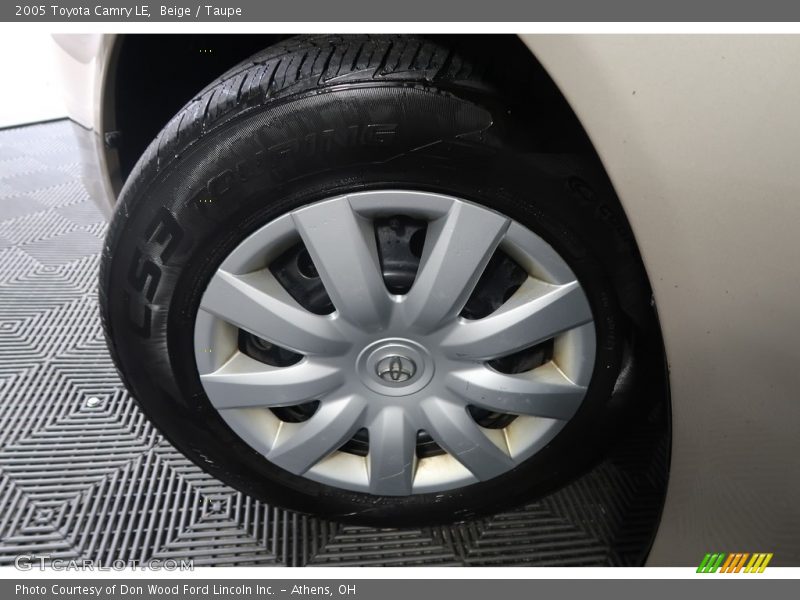 Beige / Taupe 2005 Toyota Camry LE