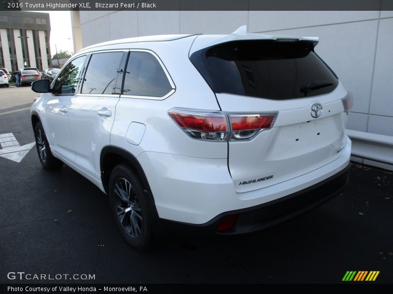 Blizzard Pearl / Black 2016 Toyota Highlander XLE