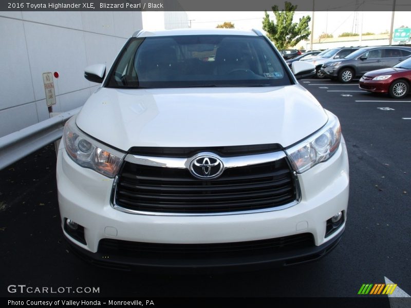 Blizzard Pearl / Black 2016 Toyota Highlander XLE