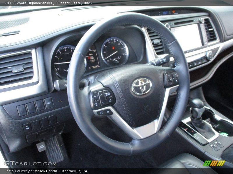 Blizzard Pearl / Black 2016 Toyota Highlander XLE
