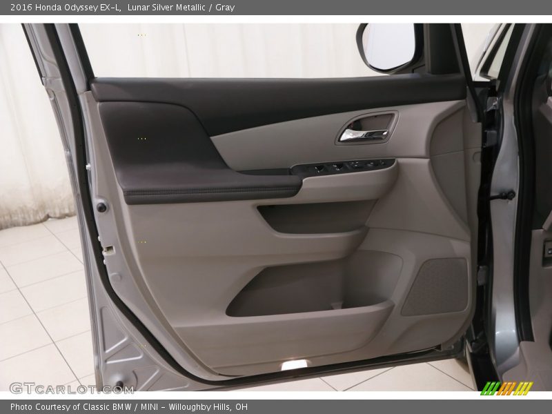 Lunar Silver Metallic / Gray 2016 Honda Odyssey EX-L