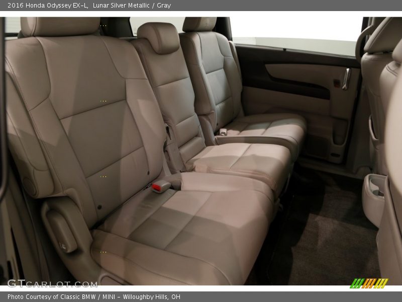 Lunar Silver Metallic / Gray 2016 Honda Odyssey EX-L