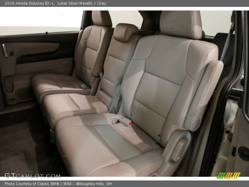 Lunar Silver Metallic / Gray 2016 Honda Odyssey EX-L