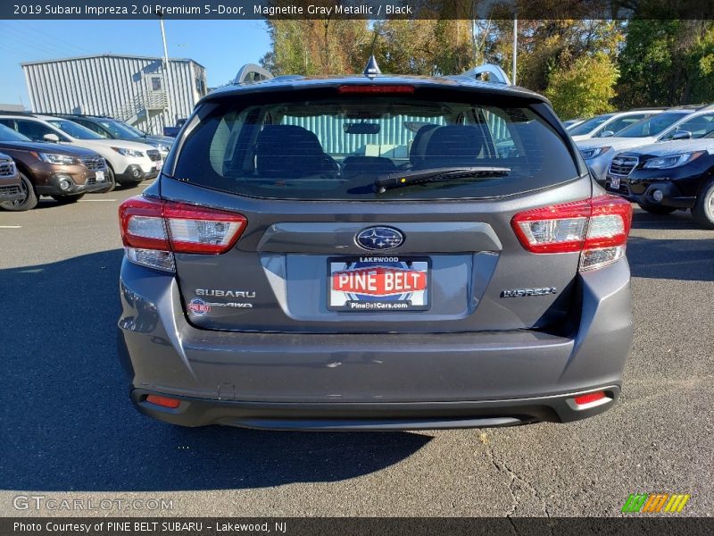Magnetite Gray Metallic / Black 2019 Subaru Impreza 2.0i Premium 5-Door