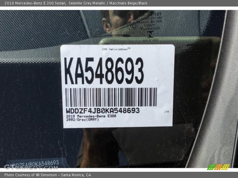 Selenite Grey Metallic / Macchiato Beige/Black 2019 Mercedes-Benz E 300 Sedan