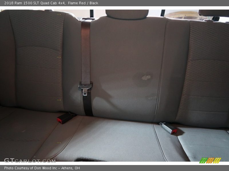 Flame Red / Black 2018 Ram 1500 SLT Quad Cab 4x4