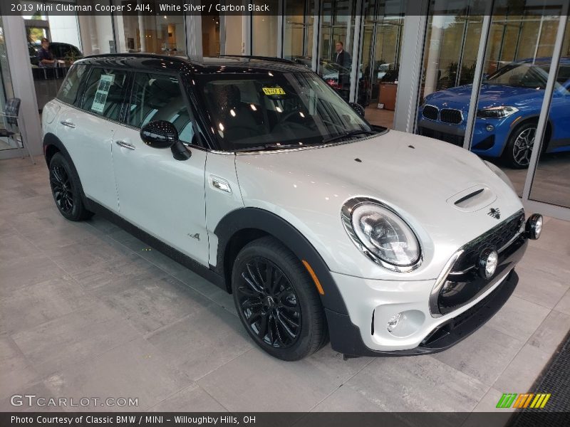 White Silver / Carbon Black 2019 Mini Clubman Cooper S All4