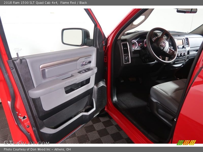 Flame Red / Black 2018 Ram 1500 SLT Quad Cab 4x4