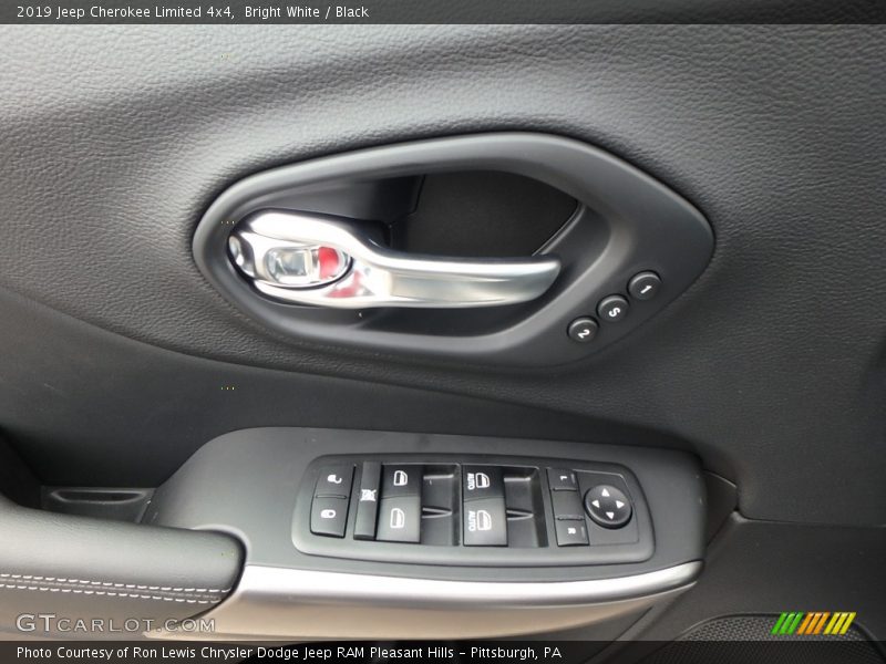 Bright White / Black 2019 Jeep Cherokee Limited 4x4