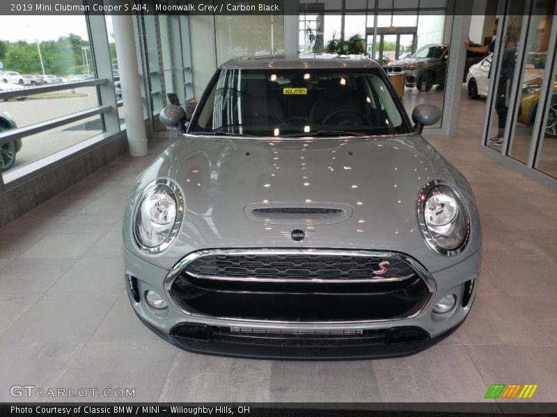 Moonwalk Grey / Carbon Black 2019 Mini Clubman Cooper S All4